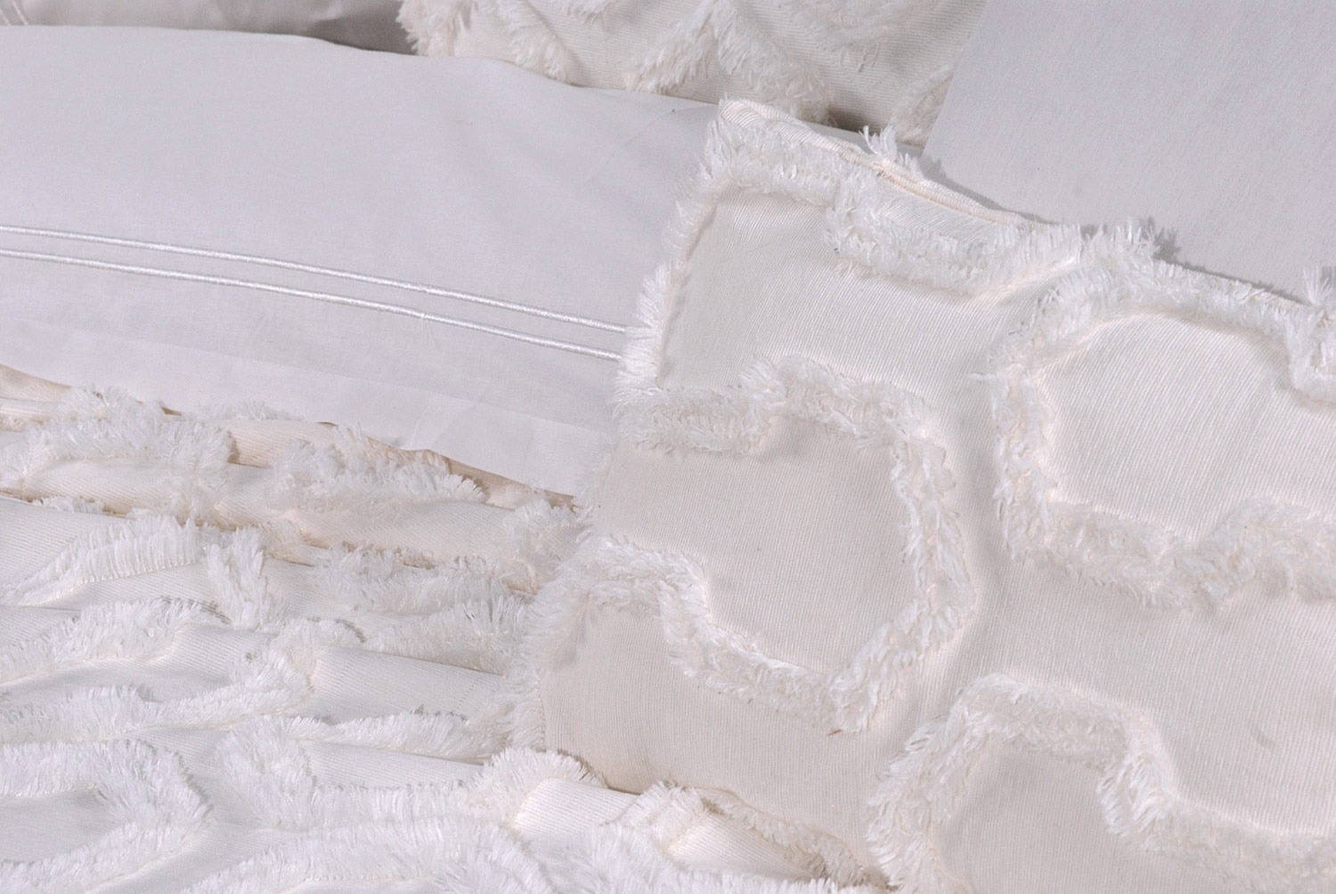 FLORENTİNA-8-PRÇ-YATAKÖRTÜSÜsETİ-KREMDETAY