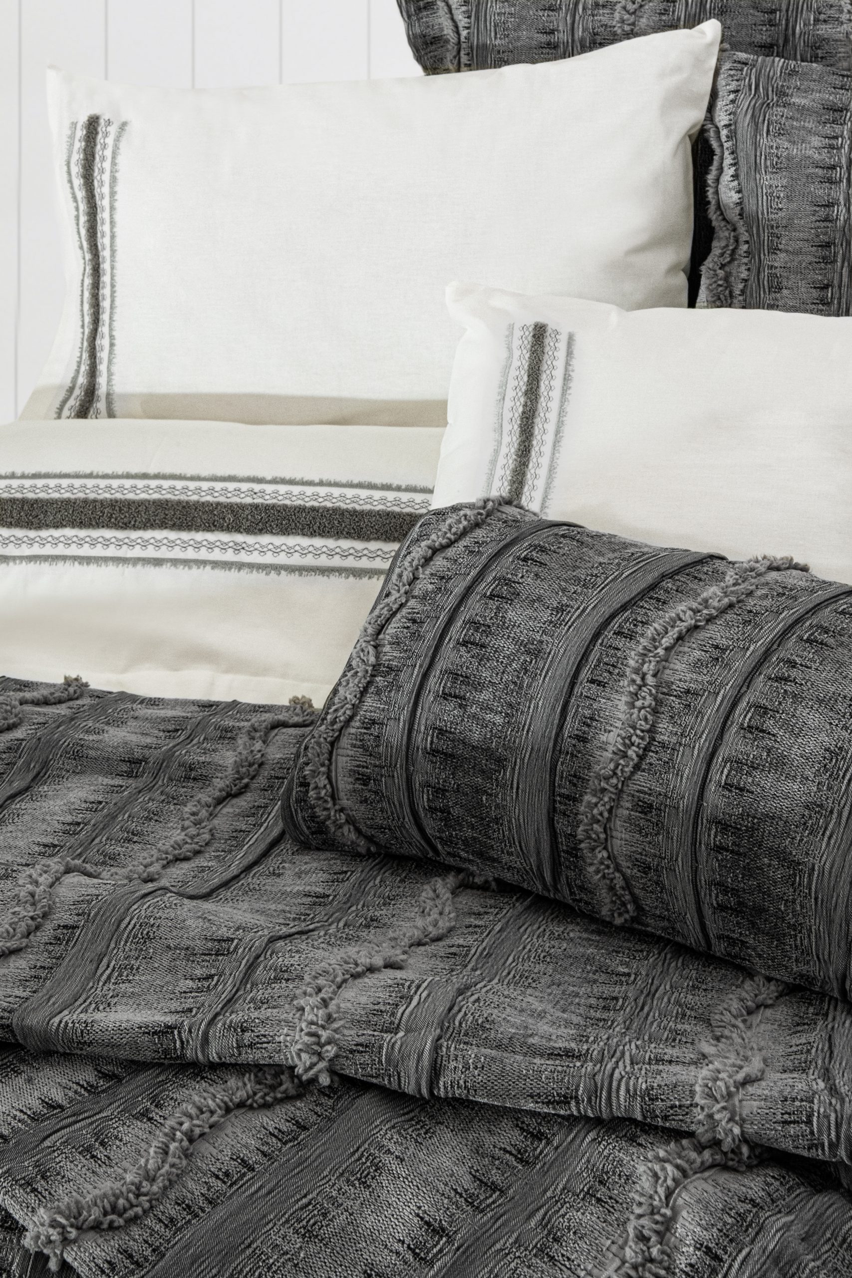 CHAKRA 8 PRÇ YATAK ÖRTÜSÜ - GRİ DETAY 2